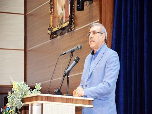 منتقدان برجام در ردیف کشورهای متخاصم منطقه قرار دارند / این دولت آرزوی انقلاب را برآورده کرد!! / دستاوردهای دولت شگفت انگیز است