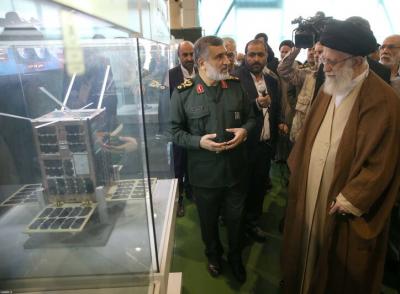  بازدید فرمانده کل قوا از نمایشگاه دستاوردهای هوافضای سپاه