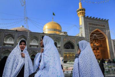  بزرگداشت مقام پرستار در حرم رضوی
