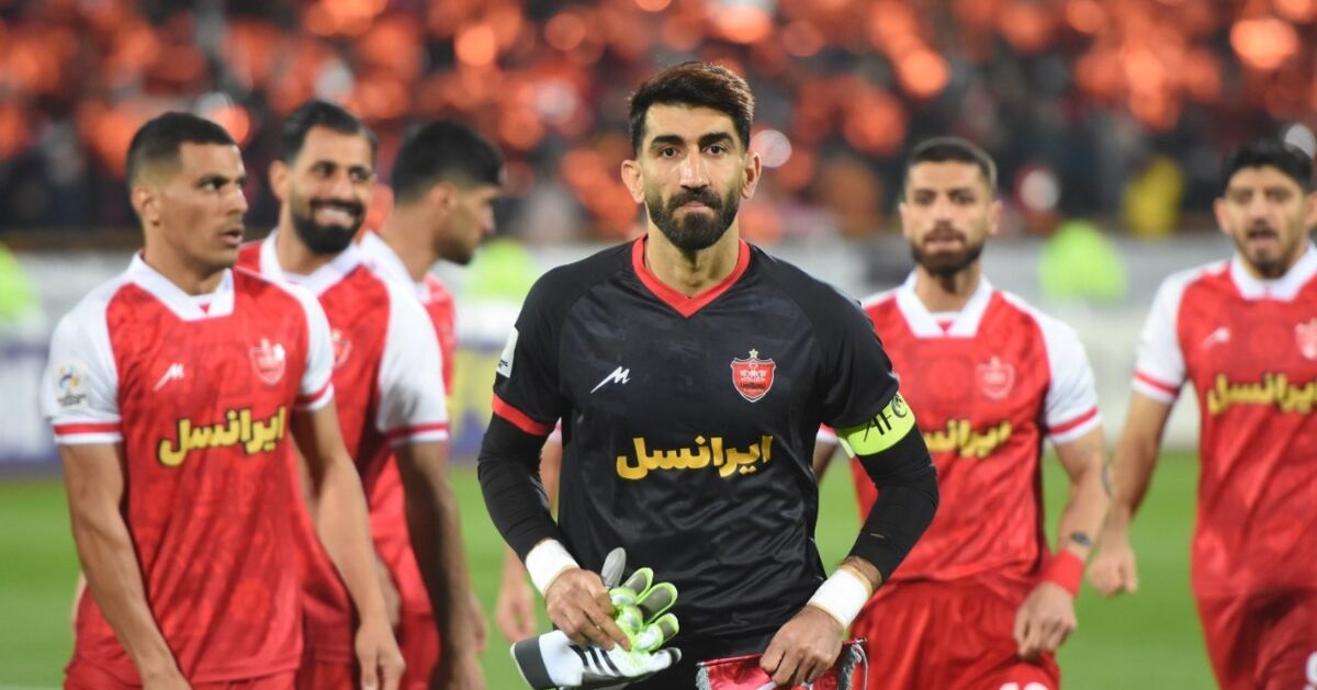 ستاره ی پرسپولیس عکسی در زمان پنالتی گولسیانی به نمایش گذاشت