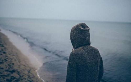 غمگین شده‌اید یا افسرده؛ تفاوت آن‌ را می‌دانید؟