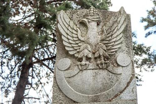 «گورستان لهستانی» در گیلان 