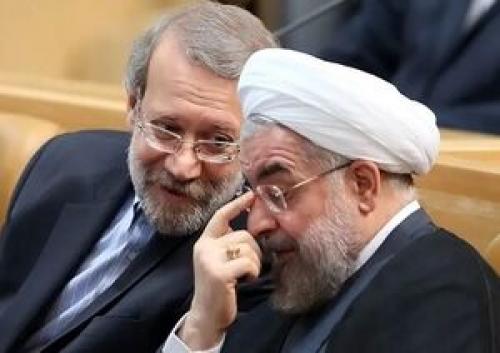 راست میانه به دنبال فهرست انتخاباتی