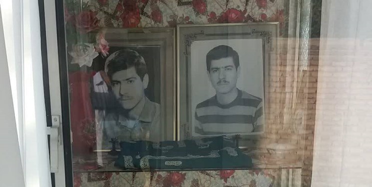 اگر شهید شدم من را داخل این پتو بگذارید.