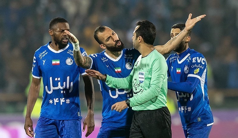 پیشکسوت داوری کشورمان:اگر عراقی‌ها این را هم نمی‌گرفتند به آنها پول نمی‌دادند.