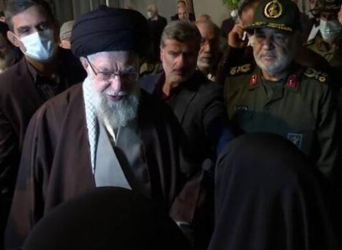 گفت‌وگوی رهبر انقلاب با خانواده شهید سید رضی موسوی+فیلم