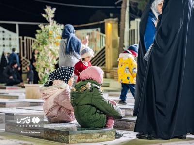 عکس/ گلزار شهدای کرمان ساعت ۱:۲۰ دقیقه بامداد