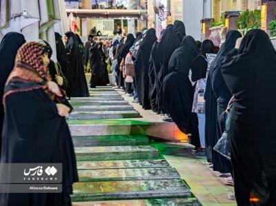 عکس/ گلزار شهدای کرمان ساعت ۱:۲۰ دقیقه بامداد