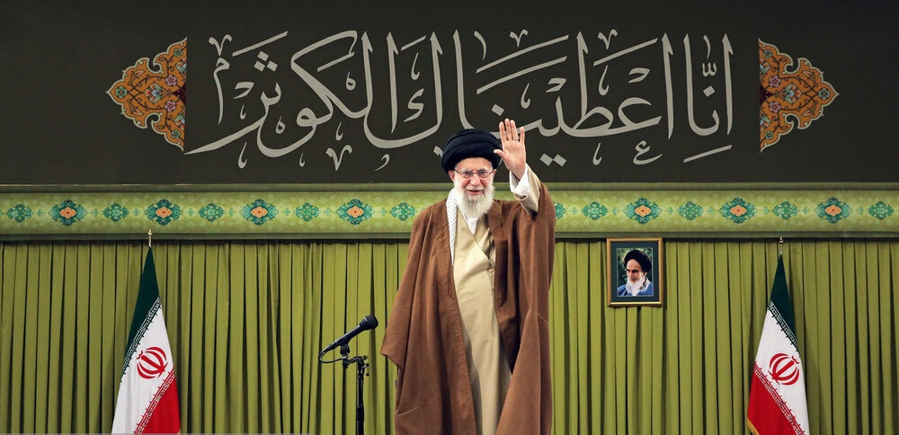 رهبر انقلاب: امام بزرگوارمان راه جهاد فاطمی را به خوبی طی کردند و پیش رفتند/ جهاد تبیین از خصوصیات بسیار برجسته فاطمه زهراست