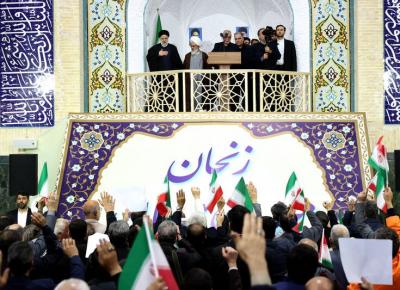 عکس/ سخنرانی رئیسی در جمع مردم زنجان