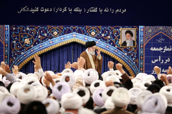 فیلم کامل بیانات رهبر انقلاب در دیدار ائمه جمعه