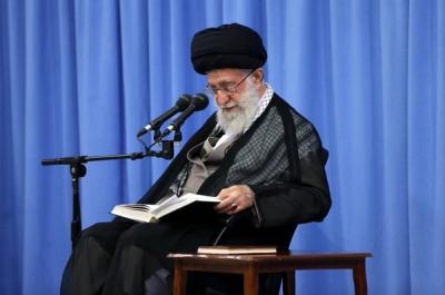 عکس/ جلسه‌ی درس خارج فقه حضرت آیت‌الله خامنه‌ای در آغاز سال تحصیلی جدید حوزه‌های علمیه