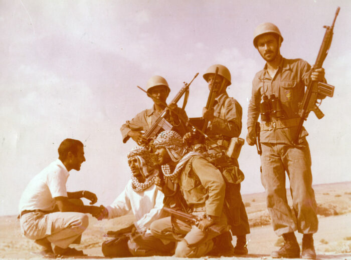  من از حنظله بالاتر نیستم 