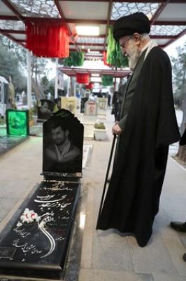 حضور رهبر انقلاب در مرقد امام و گلزار شهدای بهشت زهرا