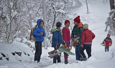 (تصاویر) بارش برف در کشمیر