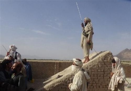 سقوط چندین پاسگاه پلیس در افغانستان توسط طالبان