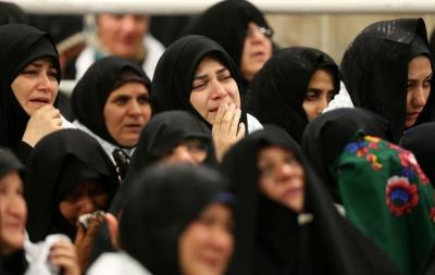 عکس/ دیدار خانواده‌های شهدای منا، مسجدالحرام و حج سال ۶۶ بارهبر انقلاب
