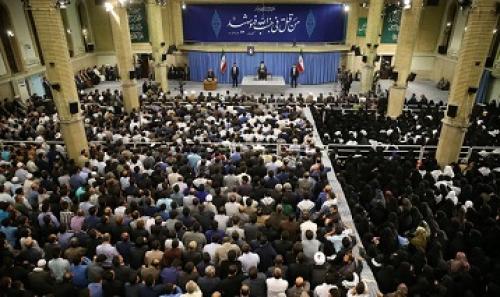 عکس/ دیدار خانواده‌های شهدای منا، مسجدالحرام و حج سال ۶۶ بارهبر انقلاب