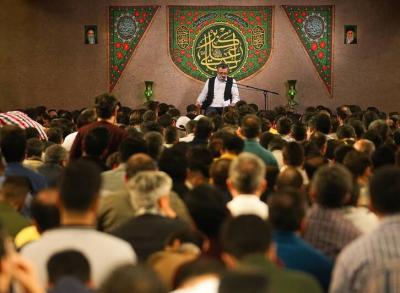 شب ولادت حضرت علی‌اکبر(ع) در امامزاده علی‌اکبر(ع)