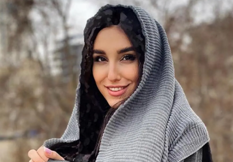 شلوار عجیب بازیگر زن «زخم کاری»؛ طرح گورخری؟