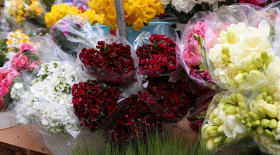 حال و هوای نوروز در بازار گل محلاتی