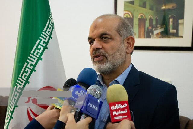 تذکر کنترل مرزها به پاکستان داده شده و می‌شود