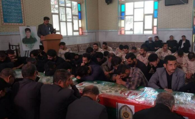 وداع با پیکر ۲ سرباز وظیفه حادثهٔ تروریستی کورین زاهدان