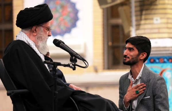 تصویر/دیدار رمضانی دانشجویان با رهبر انقلاب(2)