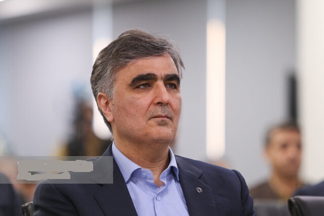 نرخ کانال‌ها و بازار غیر رسمی، تاثیری در تامین ارز مورد نیاز کالاهای اساسی و خدمات ندارد