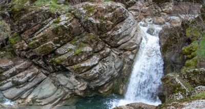 مخمل کوه در گستره زاگرس استان لرستان