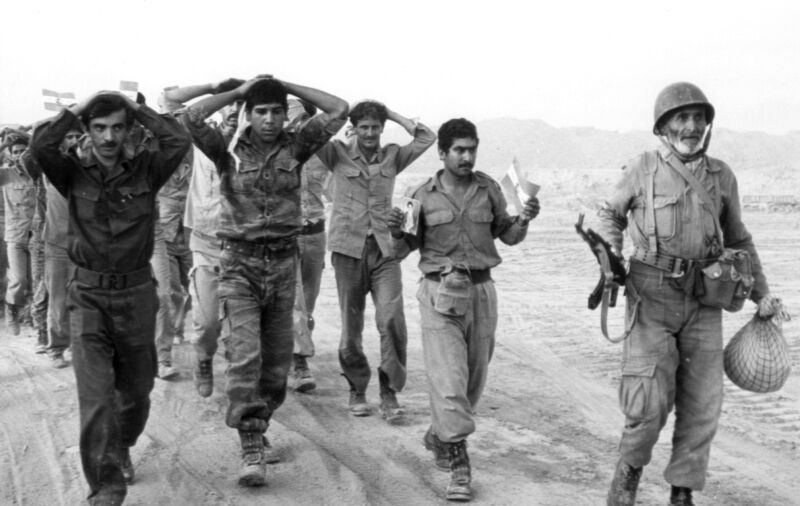 حکایت ماندگارِ اسرای عراقی در ایران+ عکس