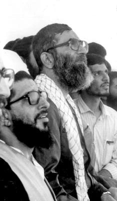 عکس/ حضور آیت‌الله خامنه‌ای در مانور شهادت