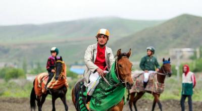 عکس/ کورس اسبدوانی بهاره بجنورد