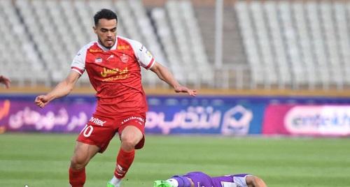 ستاره ازبک پرسپولیس برای استراحت راهی کشورش شد