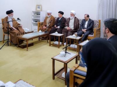 عکس/ دیدار اعضای هیئت علمی کنگره‌ جهانی امام رضا(ع) با رهبر انقلاب
