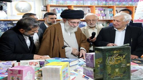 چشم نمایشگاه کتاب به حضور رهبر انقلاب روشن شد