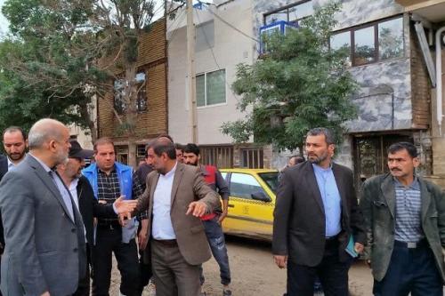  حضور وزیر کشور در مناطق سیل‌زده مشهد