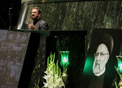 مجلس شورای اسلامی در سوگ رئیس جمهور شهید