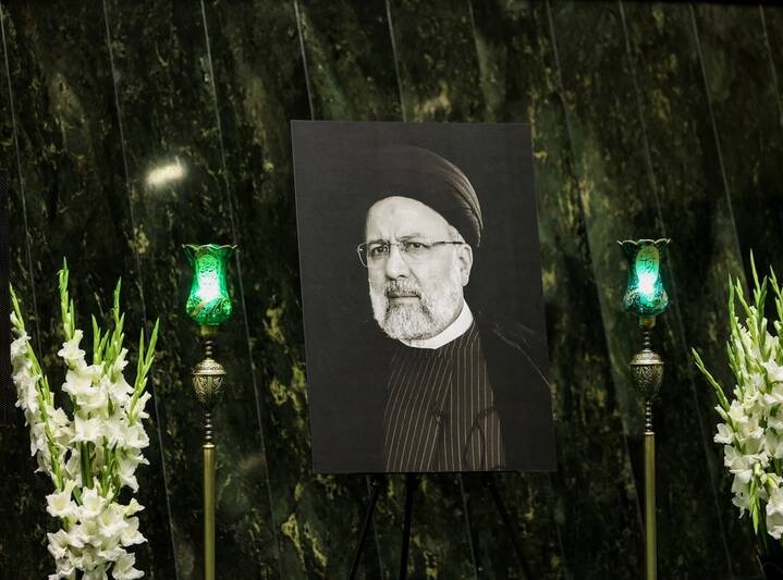 مجلس شورای اسلامی در سوگ رئیس جمهور شهید