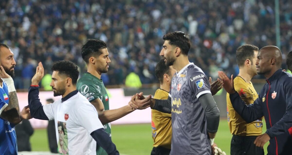 چون پرسپولیسی نیست فحاشی می کند