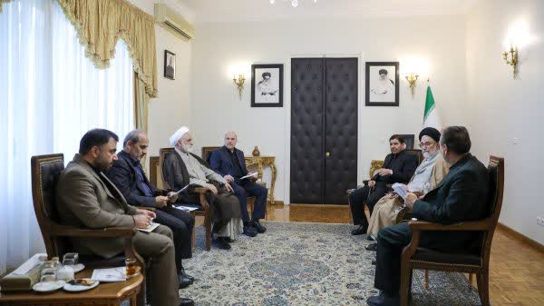 همکاری با دولت در برگزاری موفق انتخابات 
