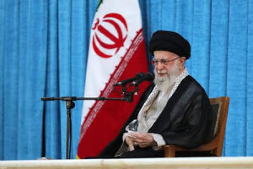 بهتر از آیت الله خامنه ای نداشتیم