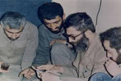 وقتی حاج احمد طرفم چنگال پرت کرد+عکس