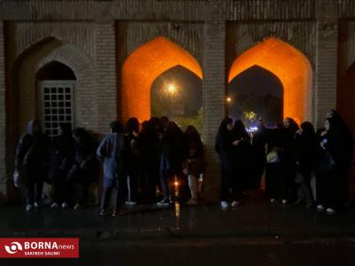 سی و سه پل اصفهان 