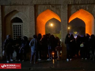 سی و سه پل اصفهان 