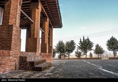 آرمگاه شیخ زاهد گیلانی 