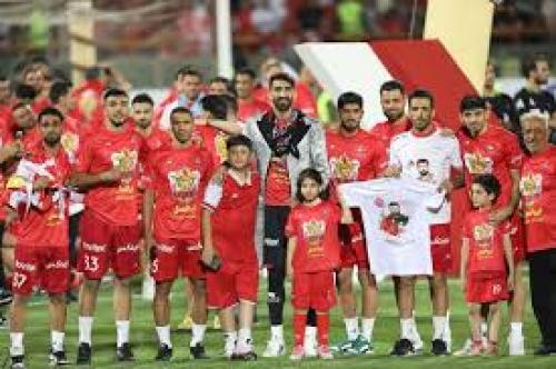 پرسپولیس تیمی نیست که معطل سرمربی بماند