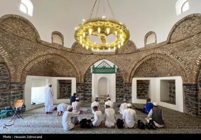 زیارت دوره زائران در مدینه منوره 