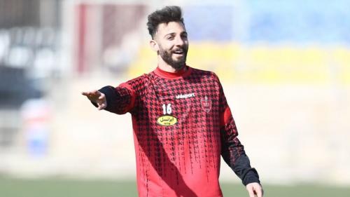 حضور مهاجم تراکتور در باشگاه پرسپولیس