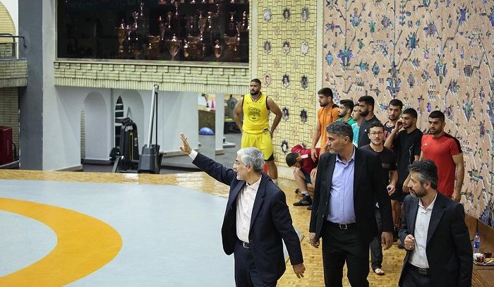 بازدید وزیر ورزش و جوانان از اردوی تیم ملی کشتی 